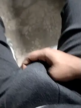 Snapshot of samsharma- chatting on December 2025 07:25:02 AM samsharma- online show from December 2025 07:25:02 AM