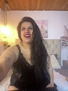 Snapshot of Andrea_secret_ chatting on July 2026 01:40:01 PM Andrea secret online show from July 2026 01:40:01 PM
