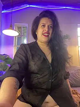 Snapshot of Andrea_secret_ chatting on June 2026 01:43:02 PM Andrea secret online show from June 2026 01:43:02 PM