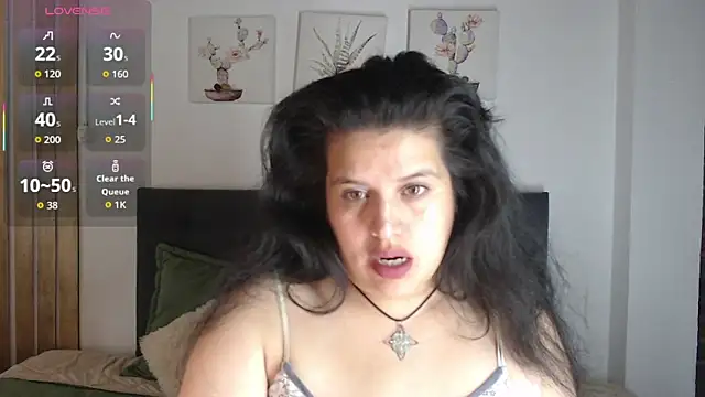 Andrea secret  online show from November 2025 01:04:02 PM