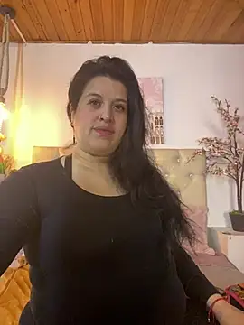 Snapshot of Andrea_secret_ chatting on July 2026 01:45:01 PM Andrea secret online show from July 2026 01:45:01 PM