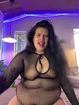 Snapshot of Andrea_secret_ chatting on June 2026 01:53:02 PM Andrea secret online show from June 2026 01:53:02 PM