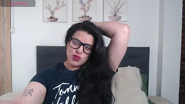 Andrea secret  online show from February 2026 04:07:01 PM