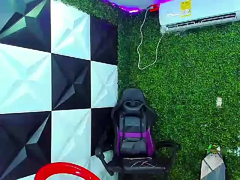 boy tatto777 online show from September 2025 02:07:02 PM