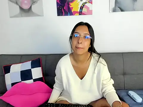 Valerygomez02 online show from March 2026 06:42:02 PM
