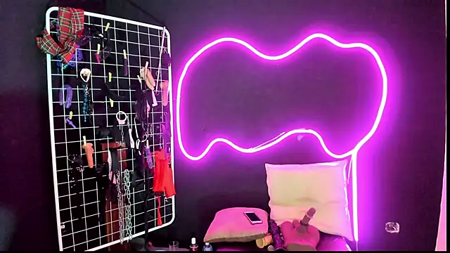 Mistress Megan BDSM online show from November 2025 08:01:01 PM