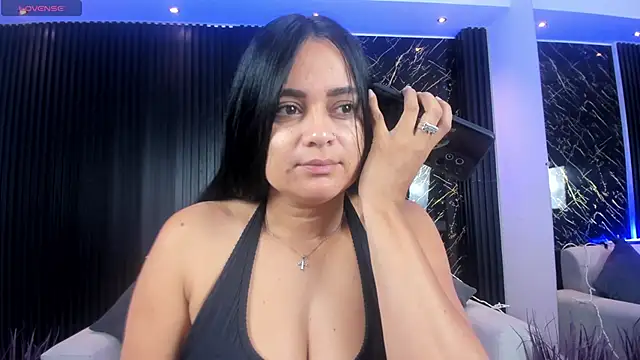 Snapshot of Megancoxx chatting on October 2025 10:46:01 AM Megancoxx online show from October 2025 10:46:01 AM