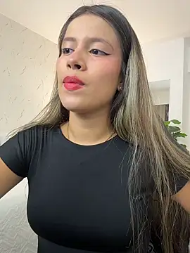 EMILIIA RICHTER   online show from June 2026 03:37:01 AM