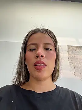 EMILIIA RICHTER   online show from October 2025 07:03:02 PM