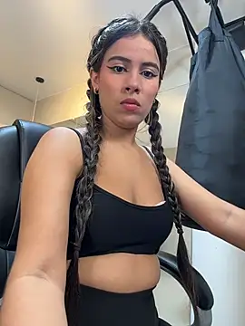 EMILIIA RICHTER   online show from March 2026 07:43:02 PM