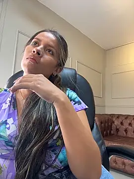 Snapshot of EMILIIA_RICHTER__ chatting on March 2026 11:32:01 AM EMILIIA RICHTER online show from March 2026 11:32:01 AM