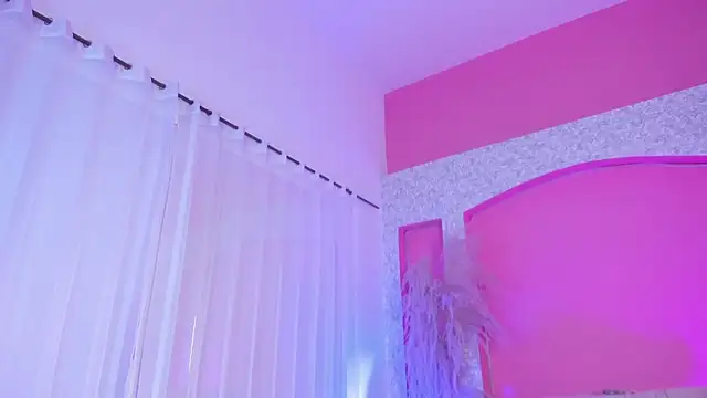 Peytonn Monroe online show from March 2026 07:50:01 PM