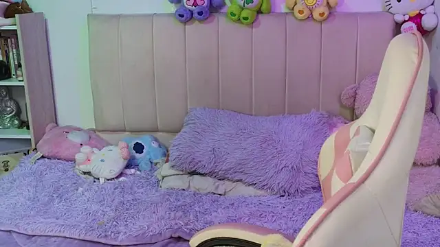 NekoWaifu online show from July 2026 03:19:01 PM
