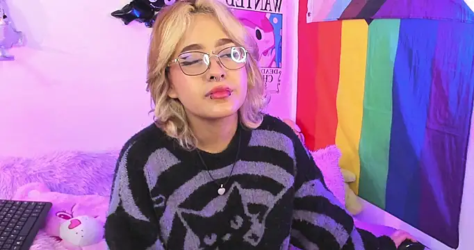 NekoWaifu online show from October 2025 01:10:01 PM