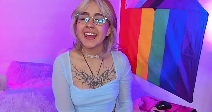 NekoWaifu online show from September 2025 12:23:02 PM