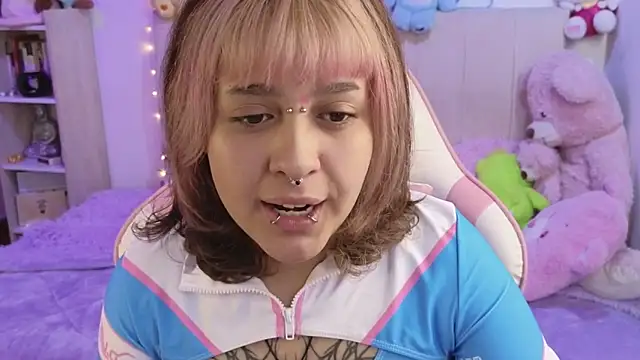 NekoWaifu online show from May 2026 02:42:02 PM