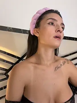 MiaKane99 online show from April 2026 03:46:02 AM