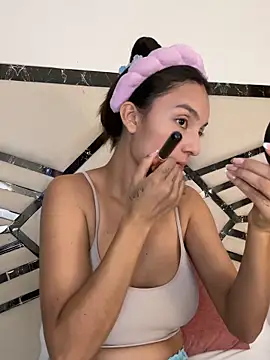 MiaKane99 online show from April 2026 01:40:02 AM