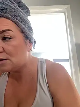 Snapshot of PoppyPrincessxox chatting on September 2025 10:55:02 AM PoppyPrincessxox online show from September 2025 10:55:02 AM