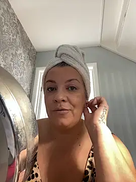 Snapshot of PoppyPrincessxox chatting on October 2025 09:34:01 AM PoppyPrincessxox online show from October 2025 09:34:01 AM
