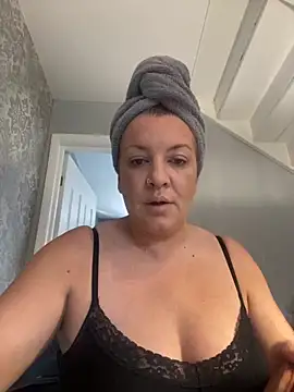 Snapshot of PoppyPrincessxox chatting on October 2025 12:04:01 PM PoppyPrincessxox online show from October 2025 12:04:01 PM