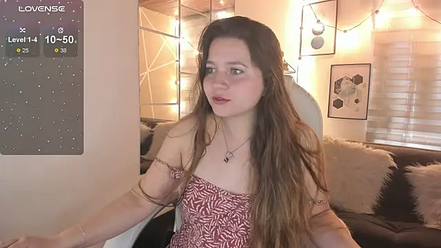 sophiee09  online show from December 2025 01:35:02 PM