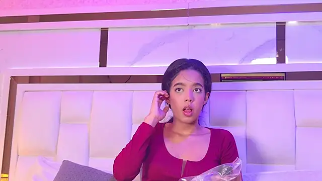 paulina cano online show from November 2025 07:19:01 PM