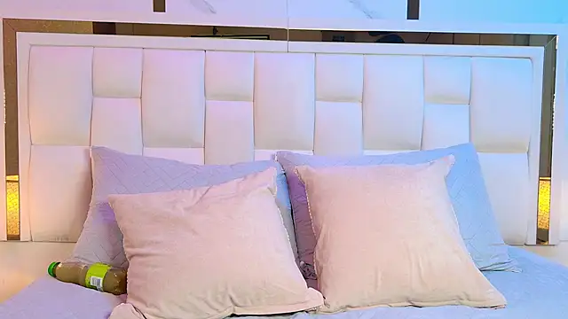 paulina cano online show from February 2026 07:13:01 PM