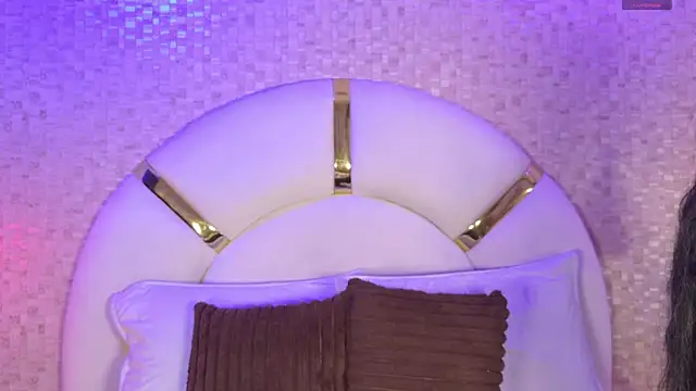 paulina cano online show from October 2025 07:13:02 PM