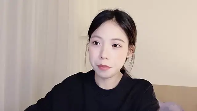 Meng 777 online show from November 2025 12:43:02 PM