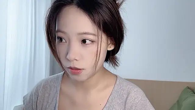 Snapshot of Meng_777 chatting on October 2025 08:13:01 AM Meng 777 online show from October 2025 08:13:01 AM