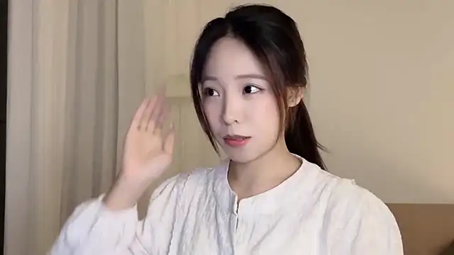 Snapshot of Meng_777 chatting on October 2025 11:00:02 AM Meng 777 online show from October 2025 11:00:02 AM