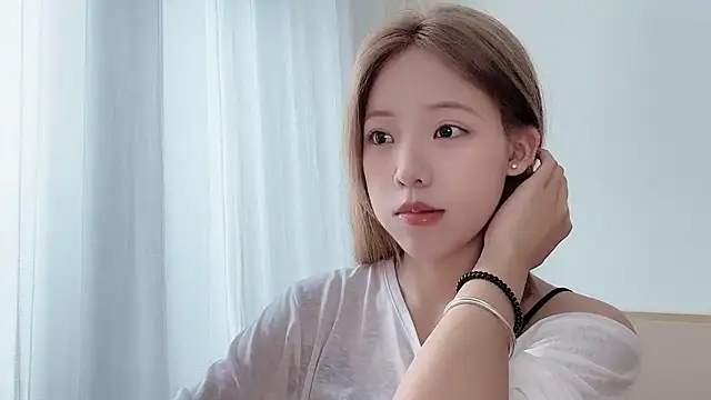 Meng 777 online show from April 2026 07:22:02 AM