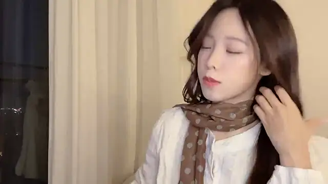 Snapshot of Meng_777 chatting on October 2025 10:28:01 AM Meng 777 online show from October 2025 10:28:01 AM