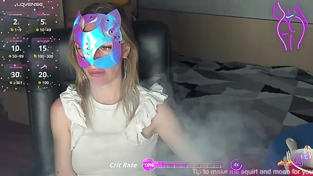 CelineReyys online show from June 2026 07:48:01 PM