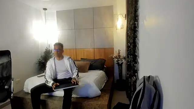 JacobDraven online show from November 2025 03:33:02 AM