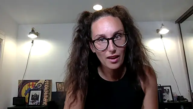 annmarieferrara online show from September 2025 02:48:01 AM