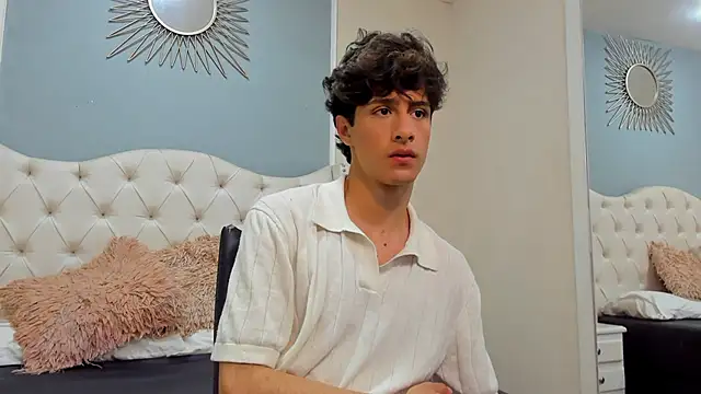 Snapshot of Xam_Collen chatting on November 2025 03:34:01 PM Xam Collen online show from November 2025 03:34:01 PM