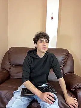 Snapshot of Xam_Collen chatting on December 2025 05:08:01 PM Xam Collen online show from December 2025 05:08:01 PM