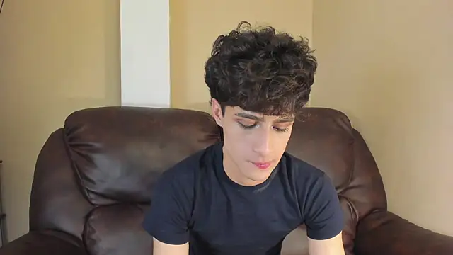 Snapshot of Xam_Collen chatting on November 2025 04:49:01 AM Xam Collen online show from November 2025 04:49:01 AM