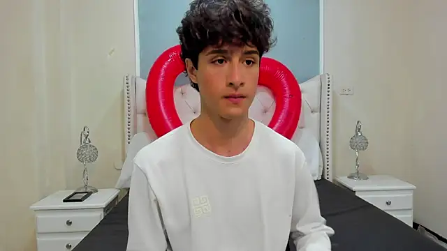 Snapshot of Xam_Collen chatting on November 2025 06:19:01 PM Xam Collen online show from November 2025 06:19:01 PM