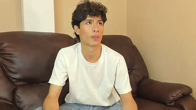 Snapshot of Xam_Collen chatting on November 2025 02:39:02 PM Xam Collen online show from November 2025 02:39:02 PM