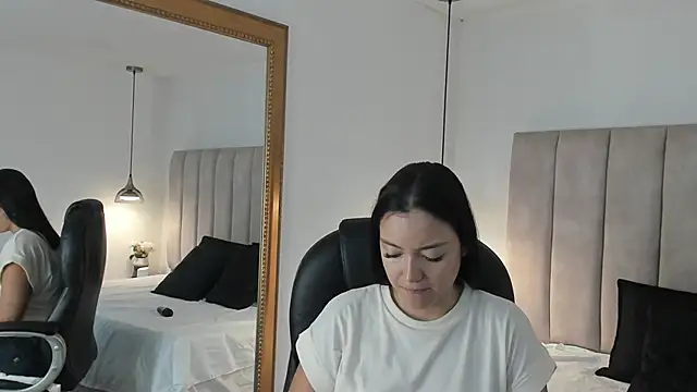 Megan-8 online show from April 2026 11:05:01 AM