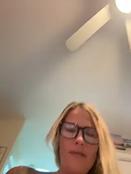 tattoobarbiexox online show from October 2025 04:06:01 PM