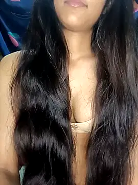 Snapshot of reetika6375 chatting on November 2025 07:52:02 PM reetika6375 online show from November 2025 07:52:02 PM