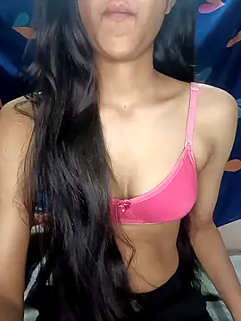 Snapshot of reetika6375 chatting on October 2025 06:23:02 PM reetika6375 online show from October 2025 06:23:02 PM