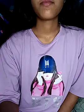 Snapshot of reetika6375 chatting on October 2025 07:47:02 PM reetika6375 online show from October 2025 07:47:02 PM