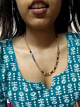 reetika6375 online show from February 2026 07:56:01 PM