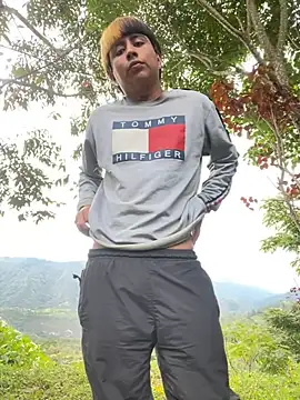 sky-wolves online show from November 2025 08:20:01 PM