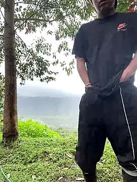 sky-wolves online show from November 2025 04:54:02 PM